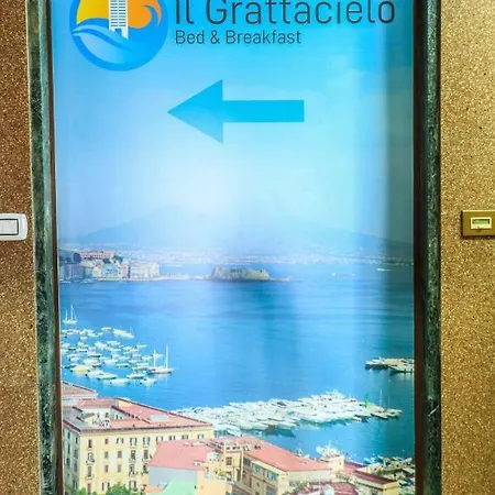 Il Grattacielo 4* נאפולי