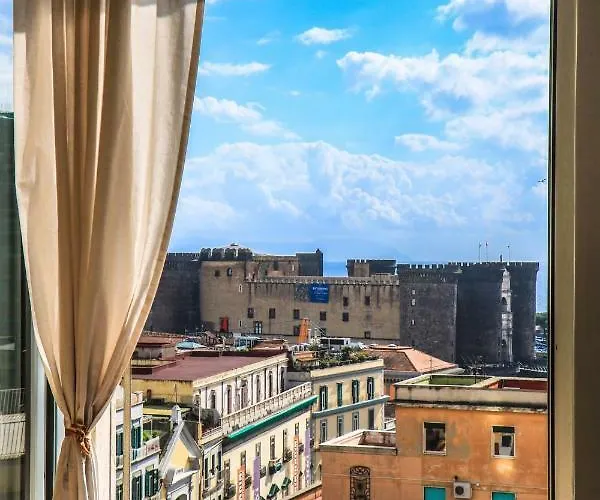 Il Grattacielo 3* Neapol