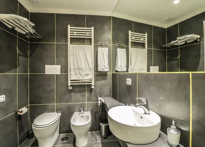 Il Grattacielo Bed & Breakfast 3*