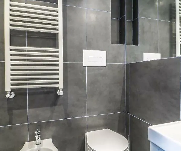 Il Grattacielo Bed & Breakfast 3*